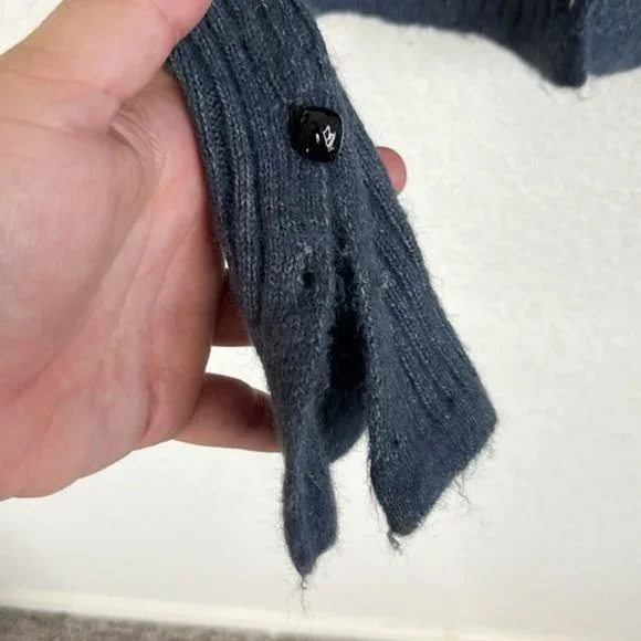 RUVE Cream Retro Ribbed Cropped Sweater - Picture 3 of 6